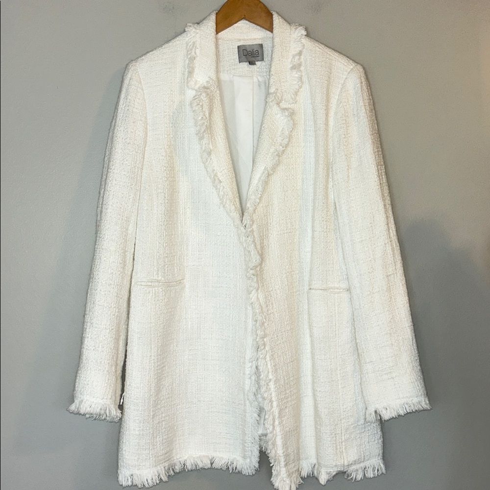 Dalia Ivory Textured Tweed Jacket - Picture 3 of 4